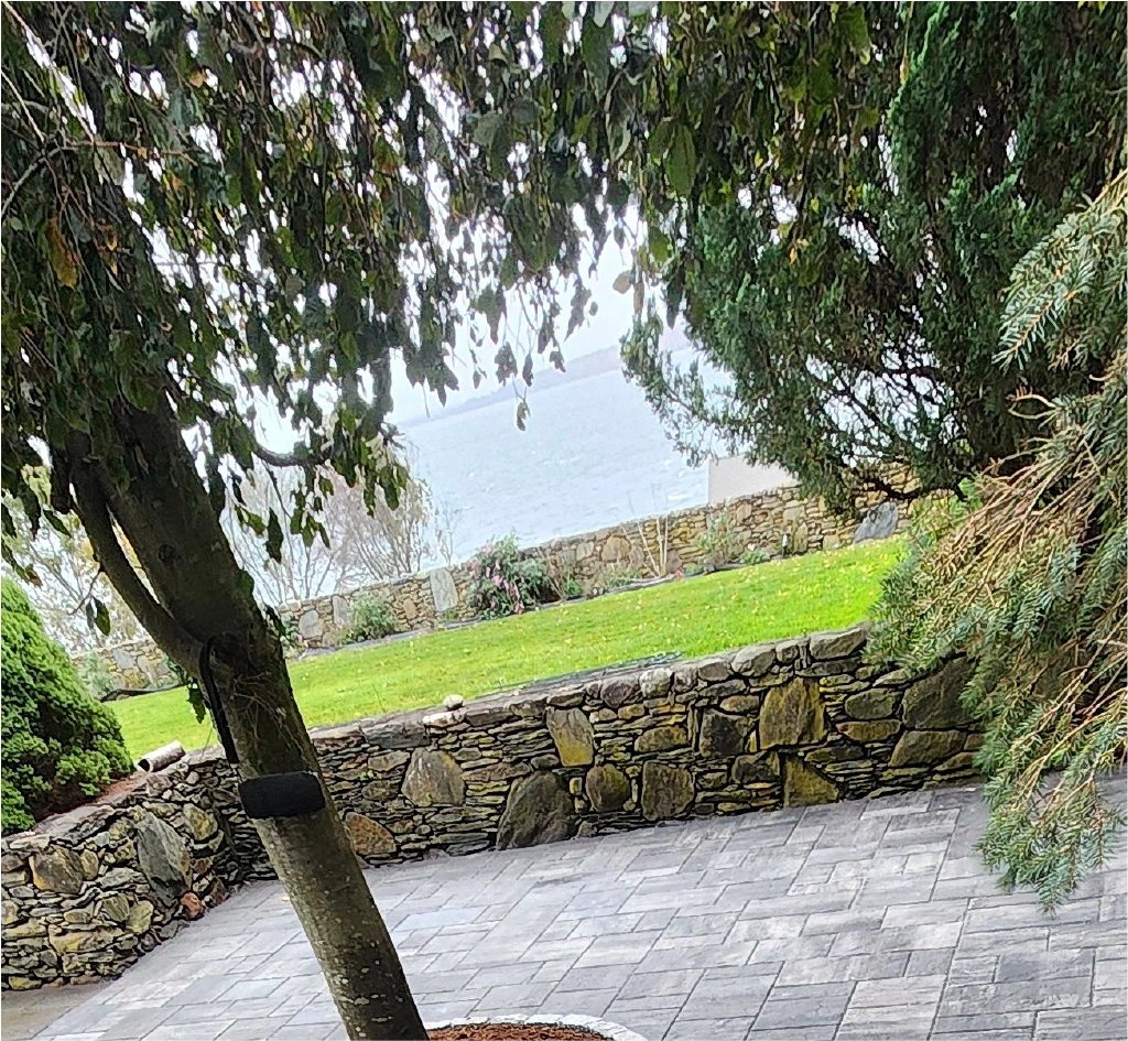 Outdoor patio and surface installation for Lynnfield property improvements
