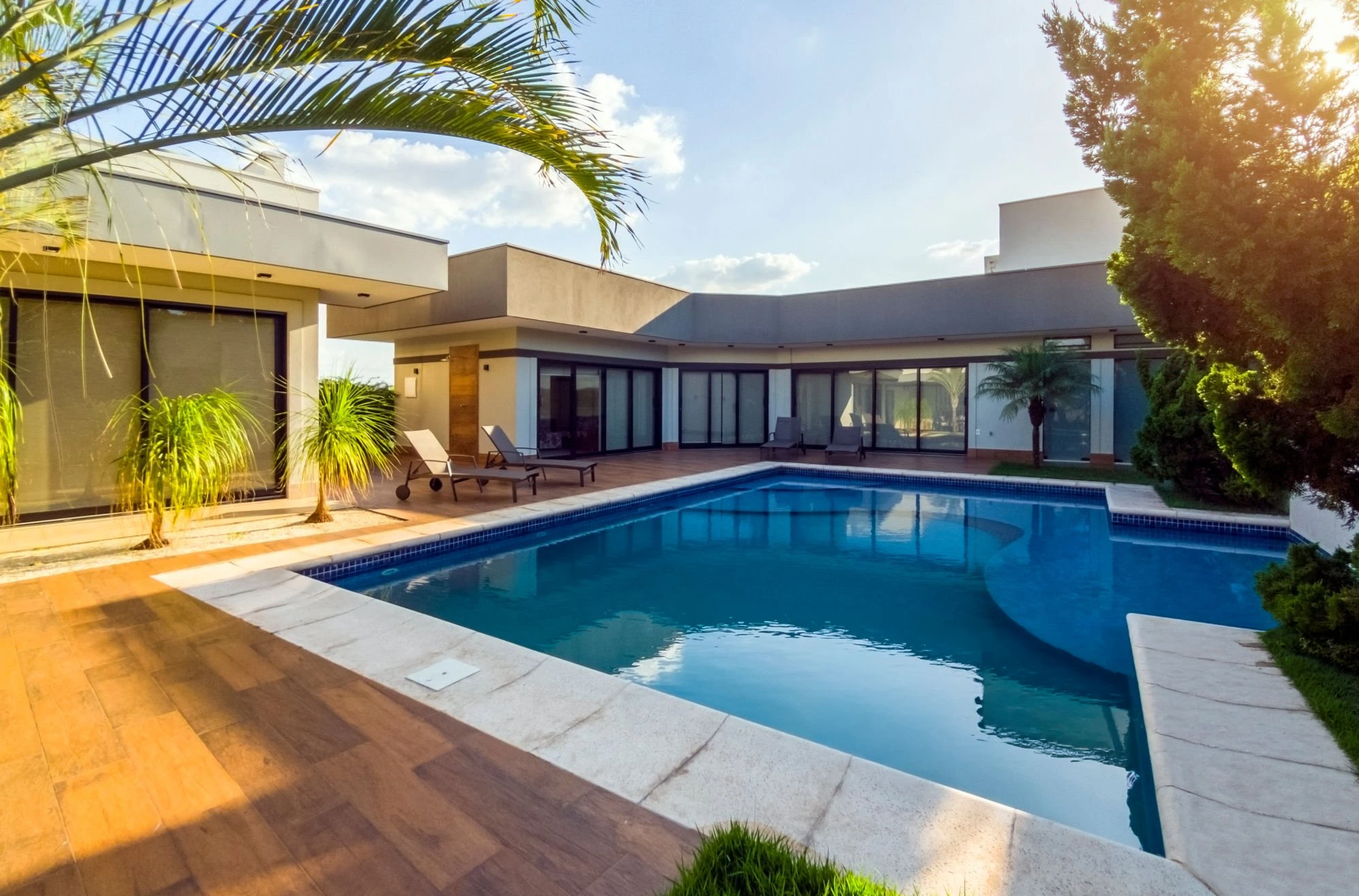 Pool coping stonework example