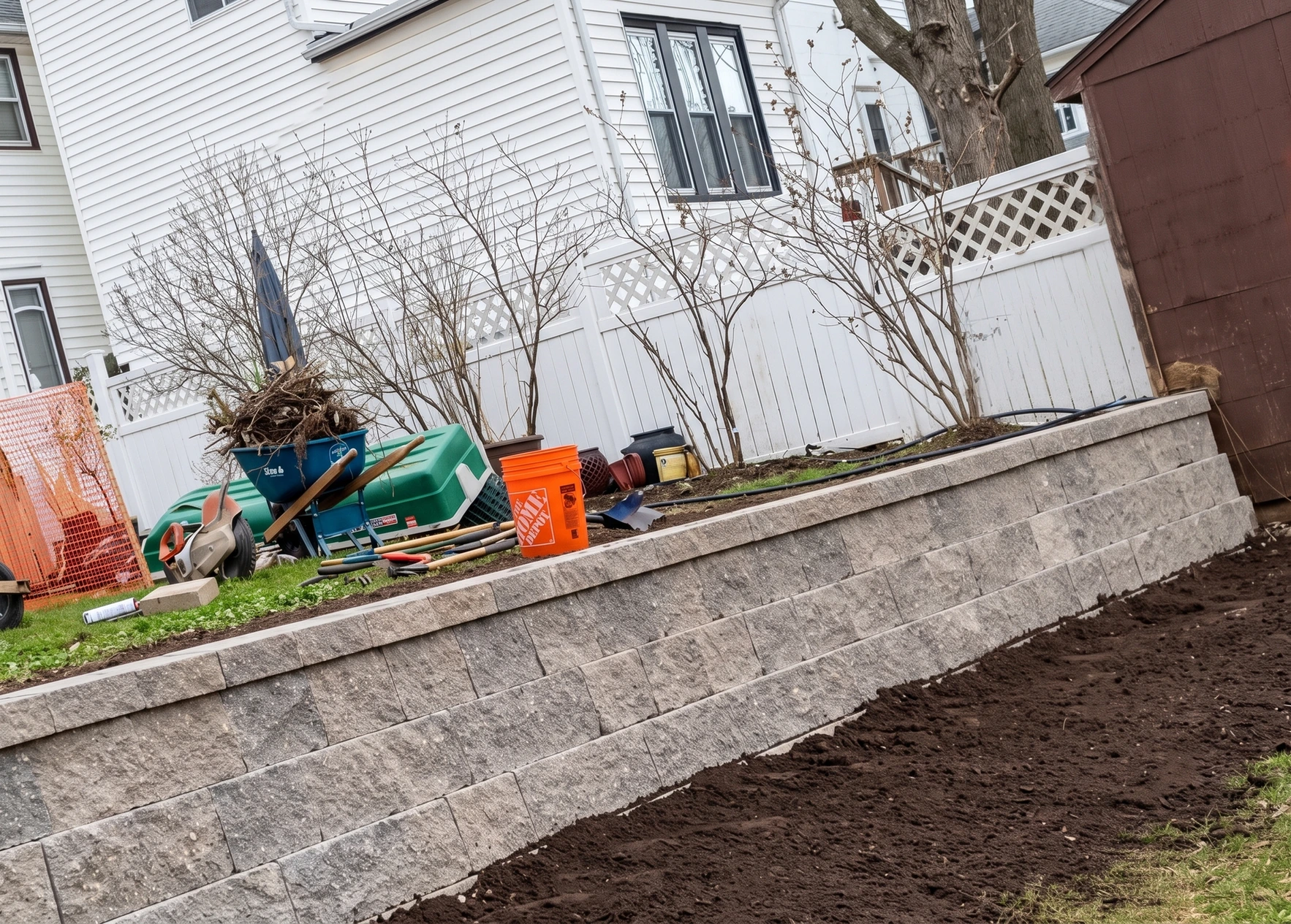 Retaining wall masonry
