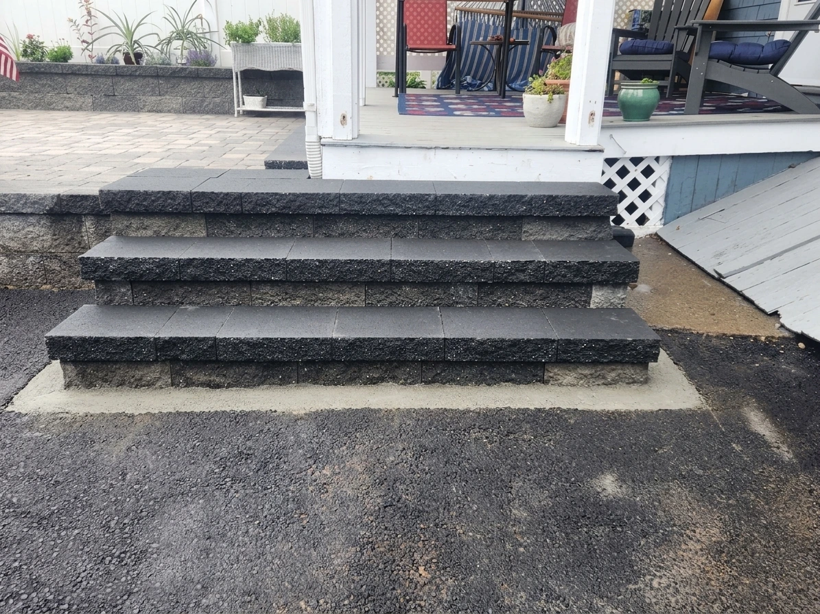 Masonry entrance steps