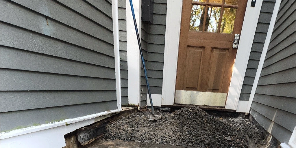 Masonry entrance steps