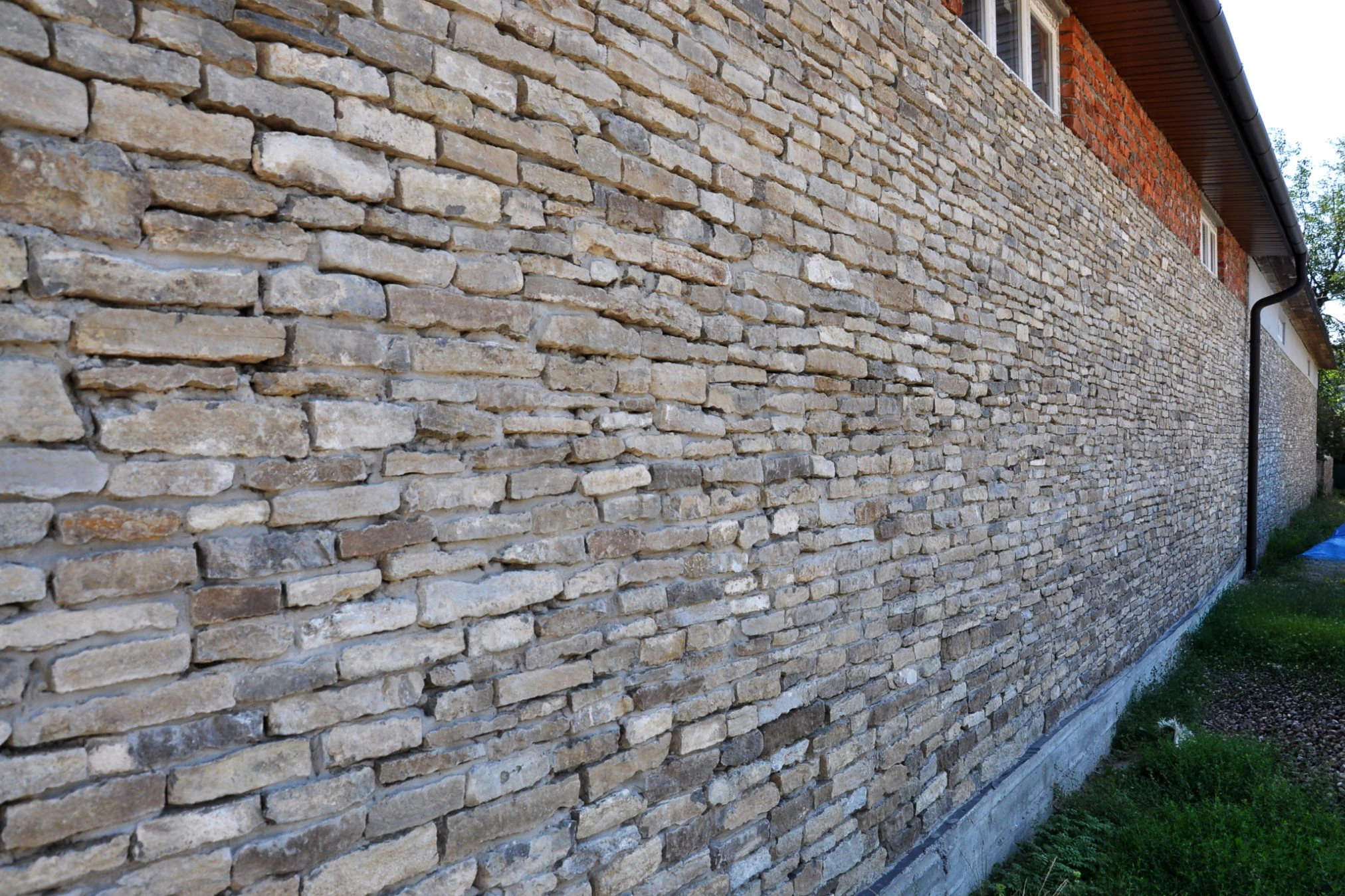 Stone veneer exterior example